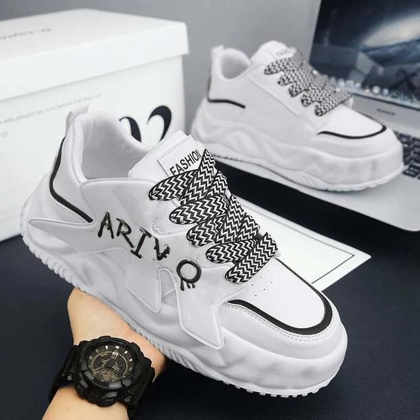 bata sports shoes price