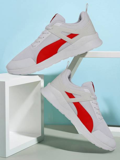 PUMA Amaze Runner Sneakers For Men