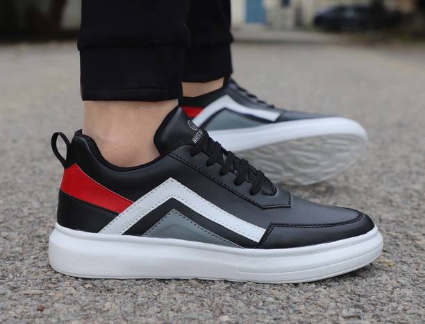 Stylish & Trending Outdoor Walking Comfortable Sneakers For Men