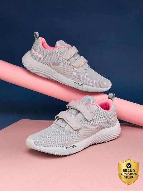 NOOR PLUS V Walking Shoes For Women
