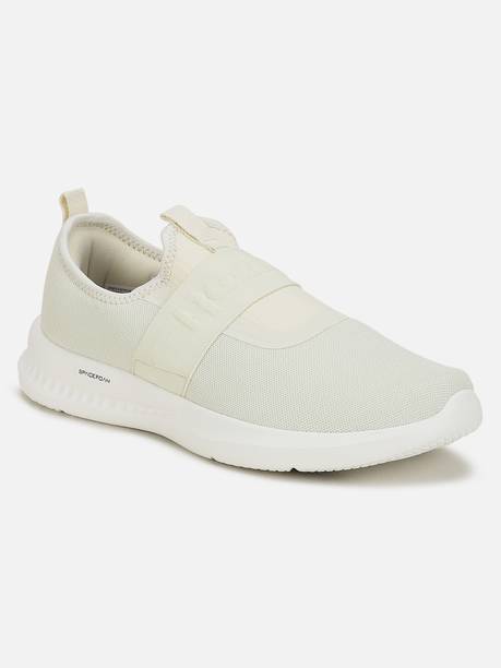 REEBOK SPACEFOAM WUL KELBIT Walking Shoes For Men