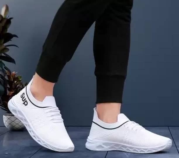 white casual shoes flipkart