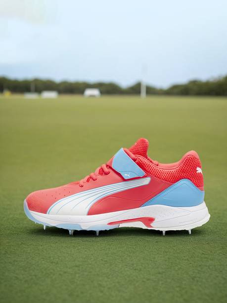 PUMA Bowling 24.1 Cricket Shoes For Men