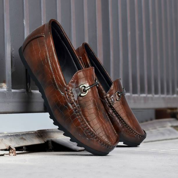 AJANTA Loafers For Men