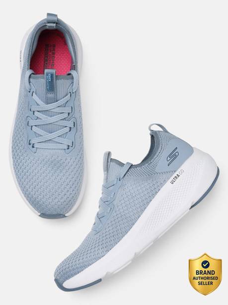 GO RUN ELEVATE Running Shoes For Women