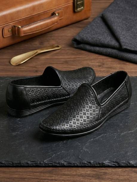Waterproof Casual Slip-On Shoes Moccasin Shoes Mojari for Men Walking Shoes Loafers For Men