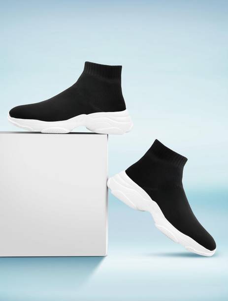 BXXY Men's White Stylish New Arrival Sports Long Socks Running Shoes For Men