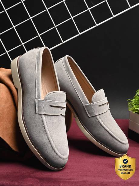 Men beige solid suede round toe comfortable slip on moccasins stylish casual lo Loafers For Men