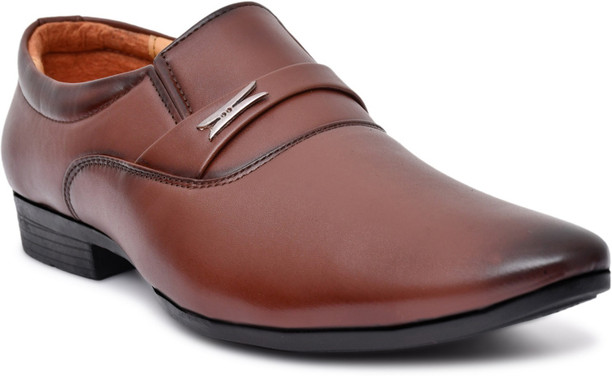 Price History of Merino Canto Slip On For Men Brown from Flipkart 2 36118432