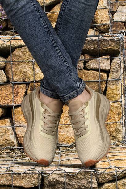 COMFORTABLE PREMIUM STYLISH TRENDING TRAINER FOR MAN Casuals For Men