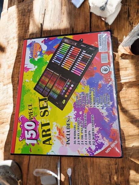 Nafhotoz 150 Pieces Kids Art Set with Long Lasting Colors