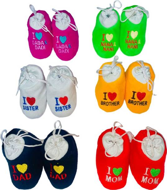 Chinky Booty Combo pack of 6 Baby shoes/ Booties