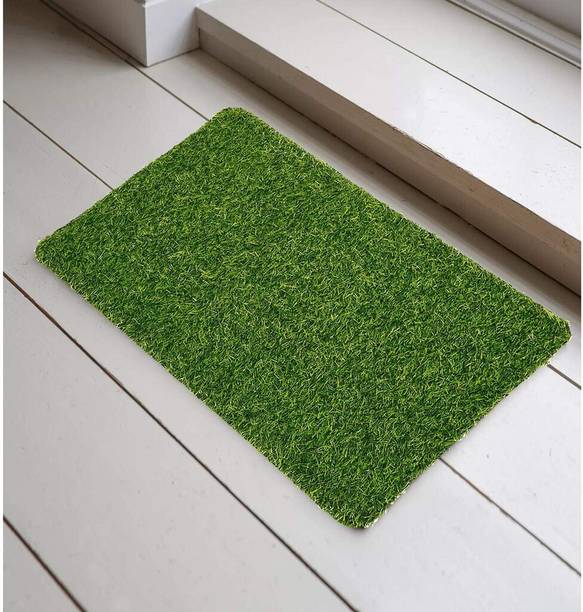 Medetai Green Polypropylene, PVC, Rubber Carpet
