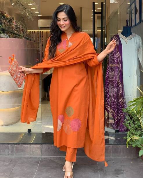 Dishwa Fashion Women Silk Blend Kurta Pant Dupatta Set