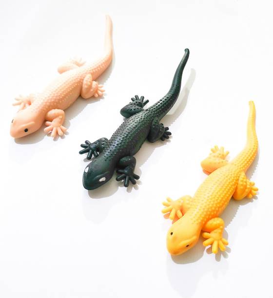 4GX Pack of 3 Fake Lizard House Gecko Rubber Practical Jokes & Prank Trick Toys Prank Toys Rubber Lizard Gag Toy