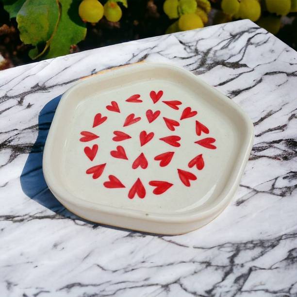 मलाईकाह Red Heart Platter Pack Of 1 क्वार्टर प्लेट