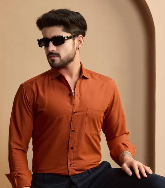 Men Slim Fit Solid Spread Collar Formal Shirt