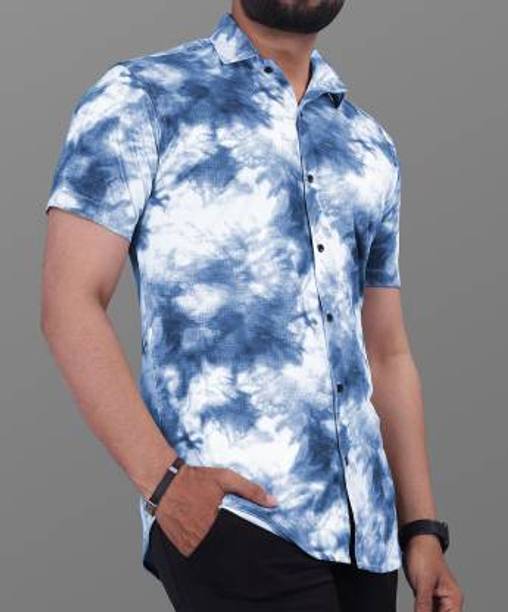 Men Regular Fit Dyed/Ombre Spread Collar Casual Shirt