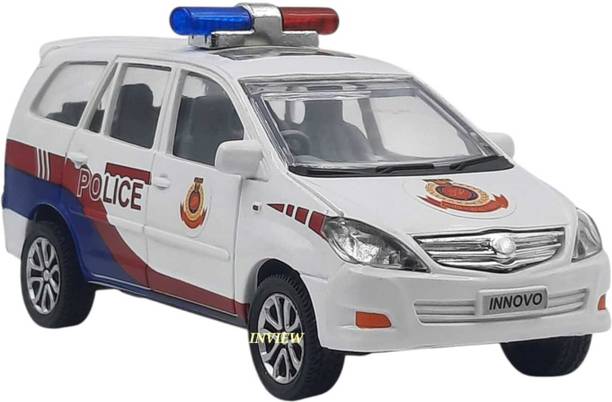 Shree Jee INNOVA POLICE CHASE WHITE CRIME PETROL CAR WITH SUNROOF & BEACON LIGHT