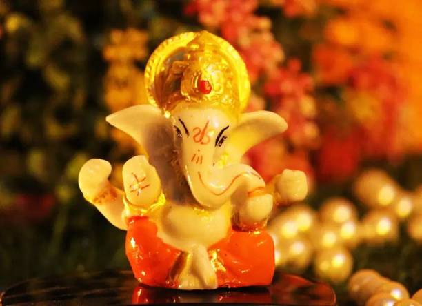 SBBCO Lord Ganesh Ganesha Ganpati Car Dashboard Hindu God Murti Idol Decorative Showpiece  -  8 cm