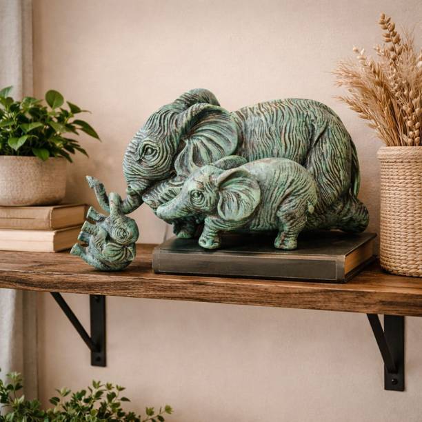 BOSCO Handicrafted Elephant Family Resin Showpiece Decorative Showpiece  -  5 cm