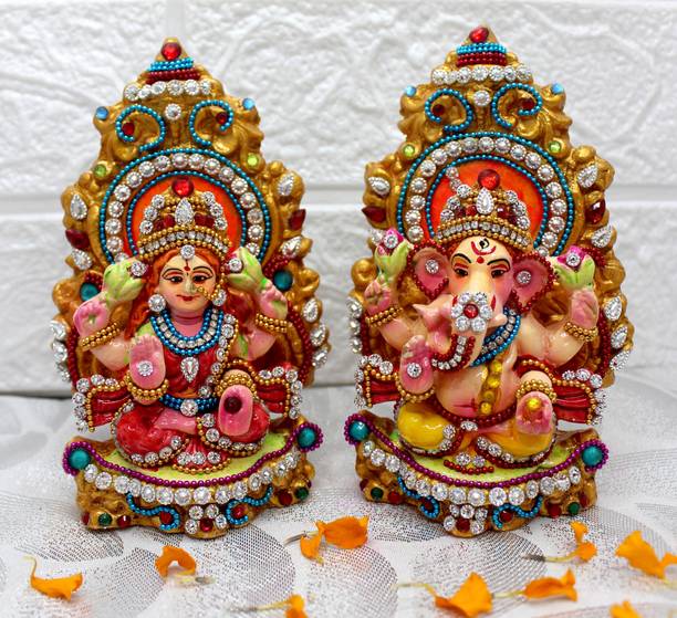 Kumhart Clay Laxmi Ganesh Murti for Diwali Pooja Clay Laxmi Ganesha Idol 5.4 Inch Decorative Showpiece  -  13.8 cm
