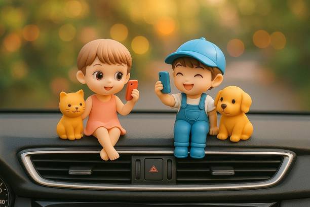 VHD Cute Couple Action Figure Figurines Ornament Cartoon Car Dashboard Decorations Decorative Showpiece  -  5 cm