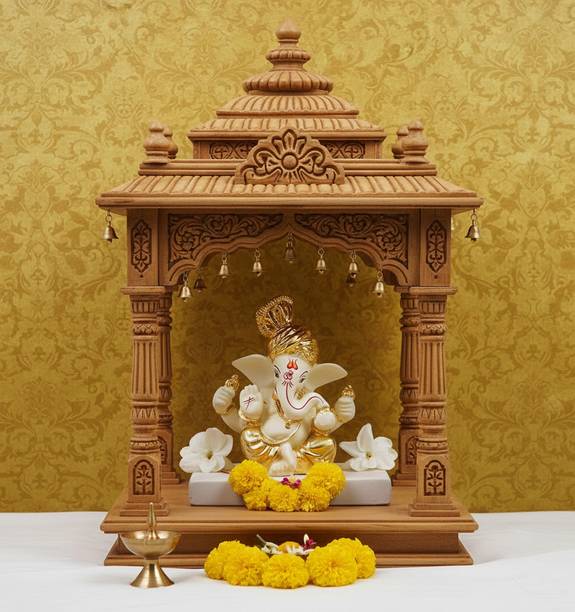 niharika Decorative Showpiece  -  6 cm