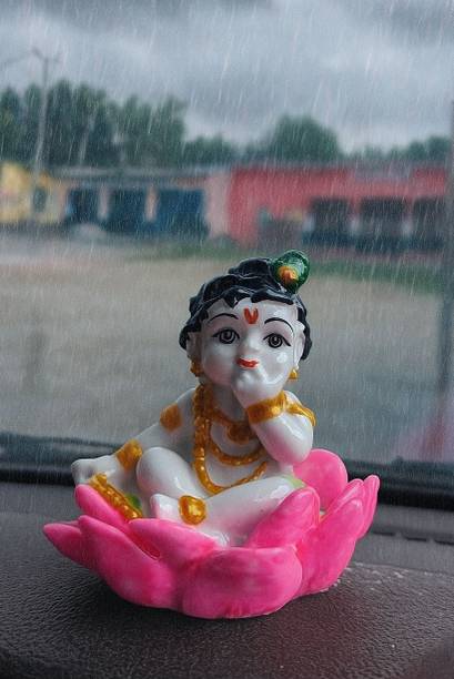 WrapUpLuv Decorative Showpiece  -  5 cm