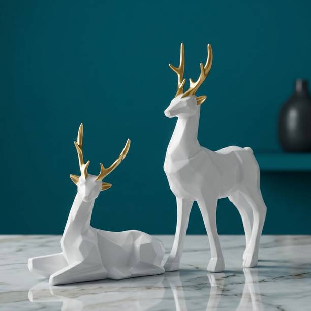Flipkart SmartBuy Luxury Reindeer Set - Premium Polyresin Deer Statue for Living Room Decorative Showpiece - 21.5 cm