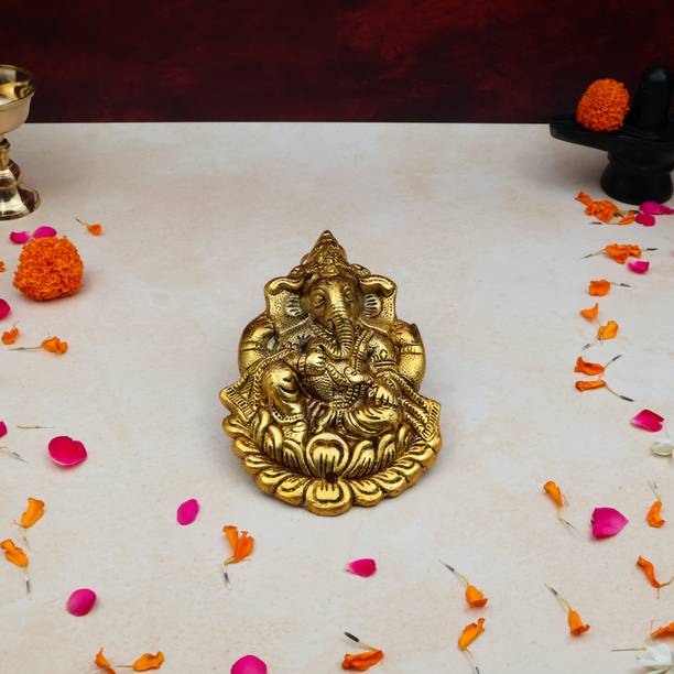 Flipkart SmartBuy Metal Golden Color Hanging Ganesh ji | Ganesha Idol for Door Entrance Decorative Showpiece  -  3 cm