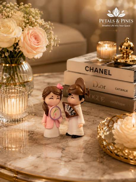 Petals & pines Cute Asian Couple Miniature Resin Showpiece Set | Hand Painted, DIY & Home Decor Decorative Showpiece  -  6.2 cm