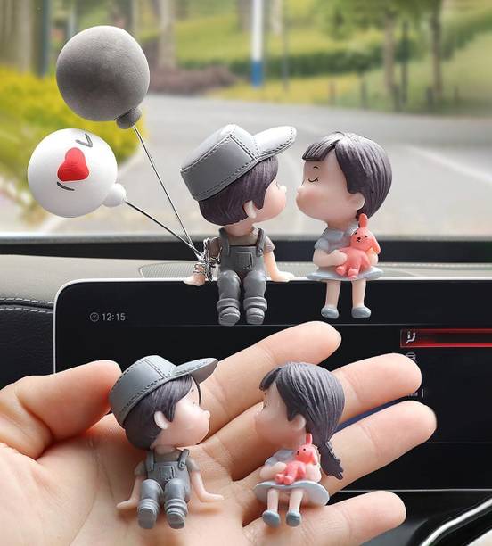 LAVITRA Car Dashboard Cute Love Couple I Love You Balloon Car Interior Showpiece Desk डेकोरेटिव शोपीस  -  5 cm