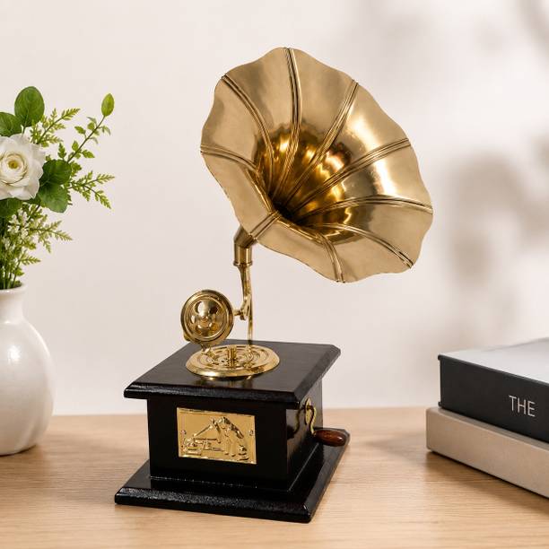 HS HANDICRAFTS Modern metal table decor Decorative Showpiece  -  20 cm