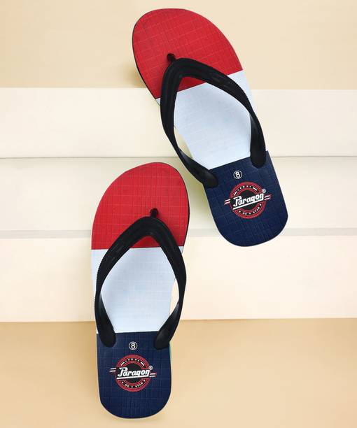 paragon white chappal
