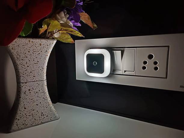 Aurav Led Sensor Night 0.5W LED sensor plug night lamp. Motion Sensor Light