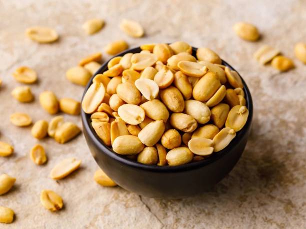 FreshTrain Roasted & Salted Peanuts | Moongfali (Without Skin) Gujrat Namkeen Mungfali Dana