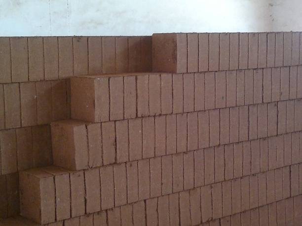 RUNJHUN AgroEcology Cocopeat Brick 5 Kg Potting Mixture