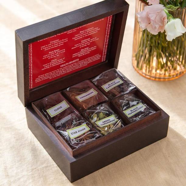 Octavius Indian Spice Collection - 150 Gm | Assorted 6 Whole Spices Wooden Gift Box