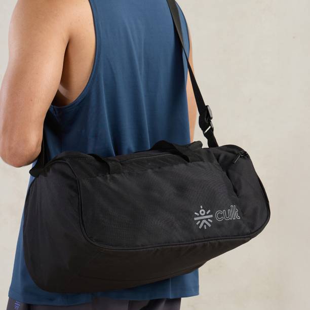 Cult 25 Litre Gym/Duffle Bag with Side Pocket & Shoulder Strap Comfortable Handle