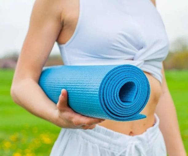 laxmi traders Yoga Mats For Women Yoga Mat For Men Exercise Mat For Home Gym Mat Anti Slip Multicolor, Blue 6 mm Yoga Mat