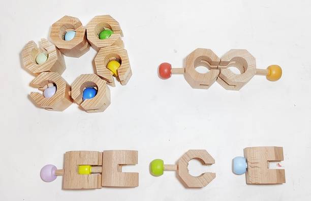 Natural.Toys Wooden 12 Piece Set of Connectable Chain