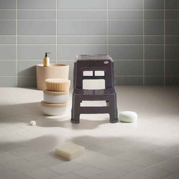 Supreme Stool