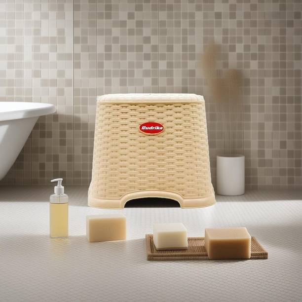 Sevyam Sevyam Rudrika Stool