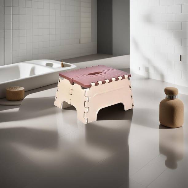 UMA Stool