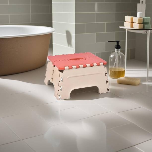 UMA Stool