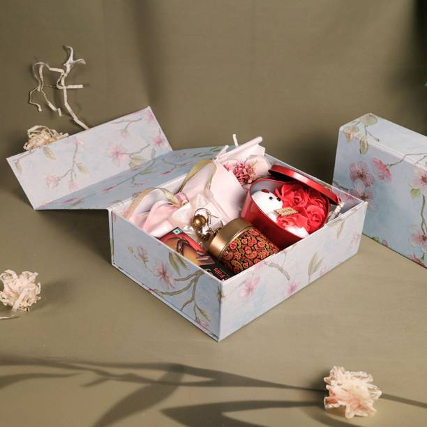 Art Street Paper Foldable Cardboard Flowers Printed Multipurpose Gift Packaging Hamper box Storage Basket