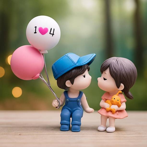 VHD Romantic Couple Showpiece Toy for Home Décor & Gifting T14  - 4 cm
