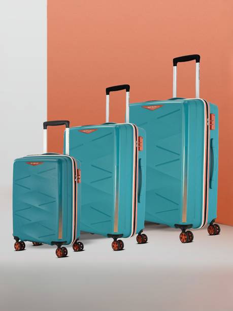 Kamiliant by American Tourister Hard Body Set of 3 Luggage 4 Wheels - (Small 55Cm Mediu...