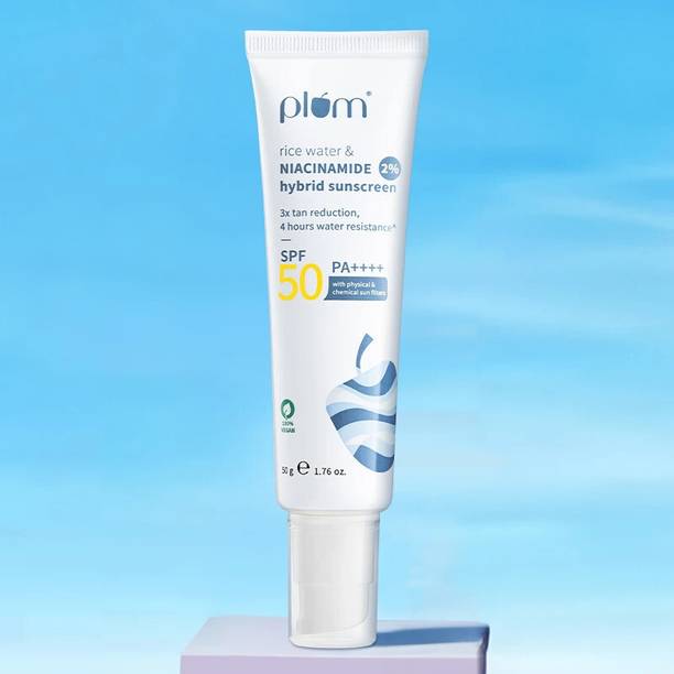 प्लम 2% Niacinamide & Rice Water Sunscreen | Brightens, No White Cast | Dermat-Tested SPF - 50 PA+++
